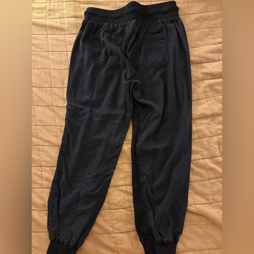 Quince Classic Black Joggers - Picture 3 of 5